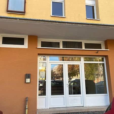 Centrum Apartman Kaposvár Esterno foto